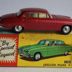 CORGI TOYS 238 Voiture Jaguar Mark X Jouet