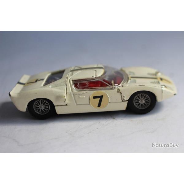 DINKY TOYS 215 Voiture Ford GT Jouet