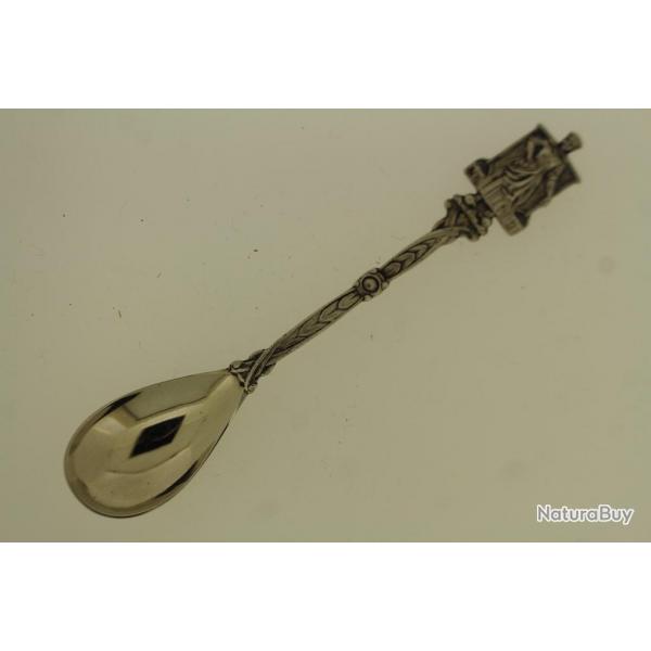 Petite cuillre Porteuse d'eau argent massif