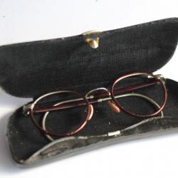 Ancienne paire de lunettes enfant optique vintage