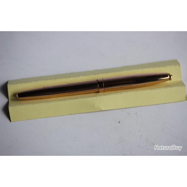 Stylo plume UNIC plaqu or plume 18 K