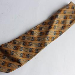 Cravate soie HERMES 695 OA