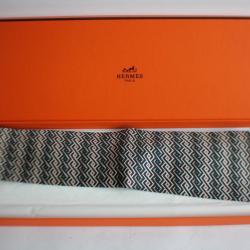 Cravate soie HERMES 7644 TA