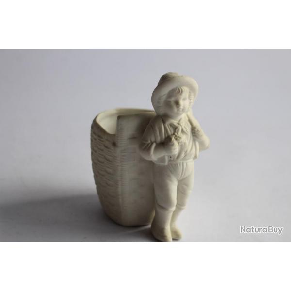 Porcelaine biscuit Petit vase garonnet