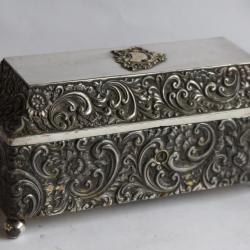 Boite a bijoux B. Company Meriden U.S.A.