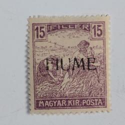 Timbres Hongrie surcharge Fiume Italie 1916-1917