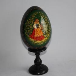 OEuf en bois laqué Russe Conte Chaperon rouge Loup