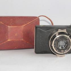 Ancien appareil photo Zeiss Ikon Kolibri 523/18