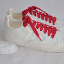 CELINE Sneakers blanches Plimsole sneaker canvas T38 Baskets Femme