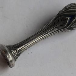 Sceau cachet bronze argenté émaillé Art nouveau