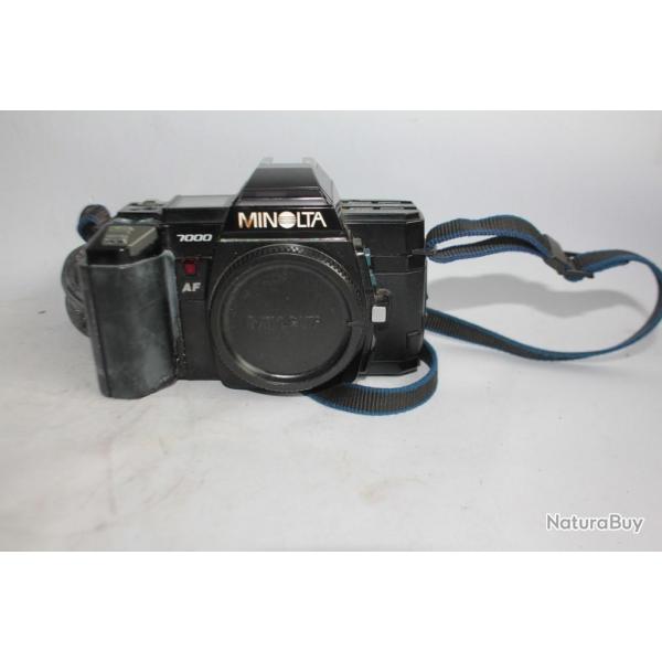 Appareil photo minolta AF 7000 avec 3 objectifs et 1 flash