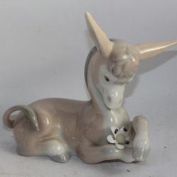 LLADRO Figurine porcelaine Âne amoureux