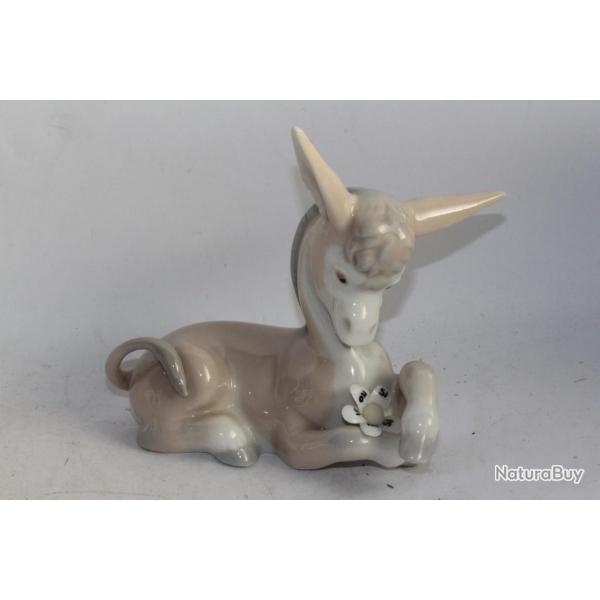 LLADRO Figurine porcelaine ne amoureux