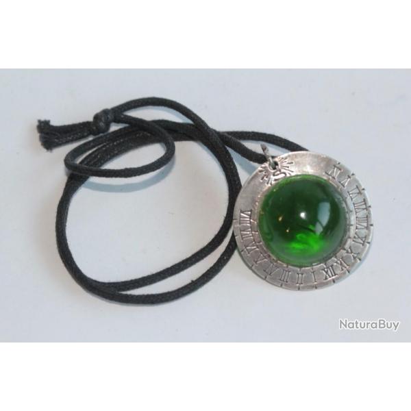 Pendentif Cadran solaire argent Saturne vert Carpe Diem artissime
