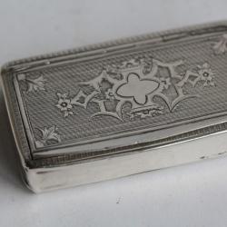 Boite à priser argent