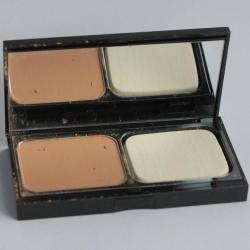 BOBBI BROWN Fond de teint poudre Warm Honey 5.5