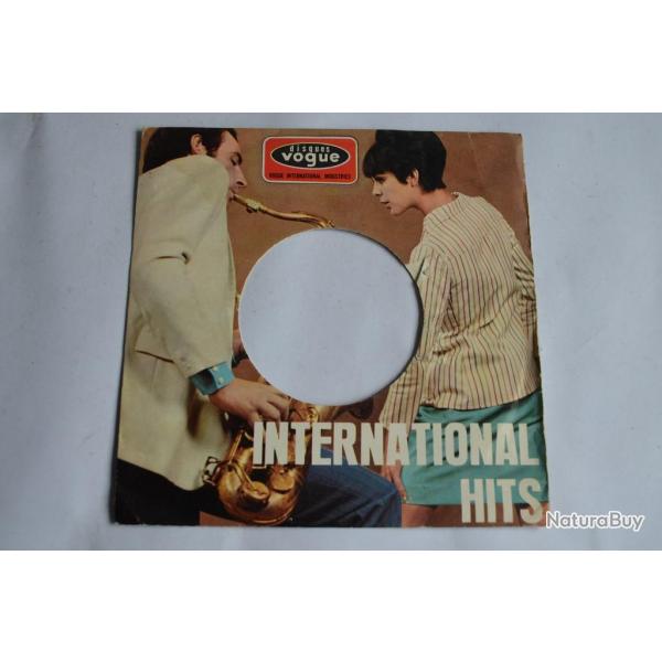 45 Tours Jacques Dutronc ?- Les Play Boys / On Nous Cache Tout,..