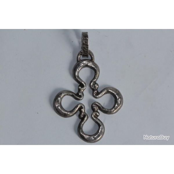 Pendentif bronze argent YVONNE TINDAS Bijoux d'artiste