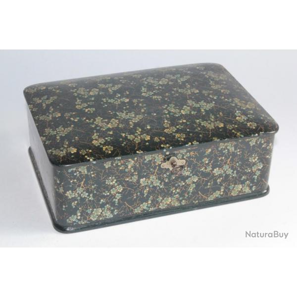 Boite  couture papier mch laqu Napolon III