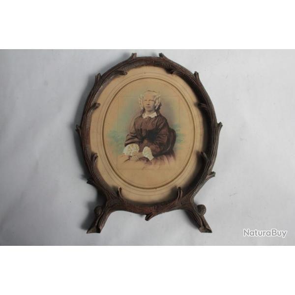 Cadre bois sculpt Art Populaire Fort Noire Brienz