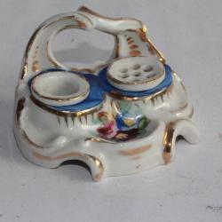 Ancien encrier porcelaine miniature pour poupée