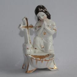 Bénitier porcelaine Vieux Paris