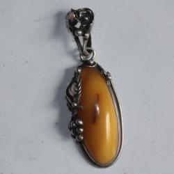 Pendentif argent et ambre Pologne Bijoux