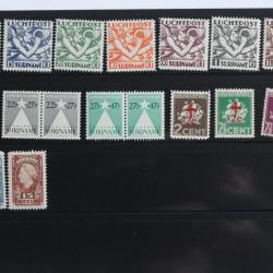 Timbres Suriname poste aérienne 1930-1945 neufs