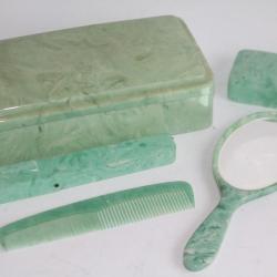 Nécessaire de toilette celluloïd