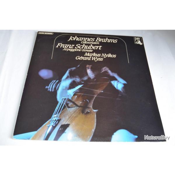 2 Vinyls 33T Classic Brahms,Schubert : Cellosonaten, Arpeg.-Sonate,..