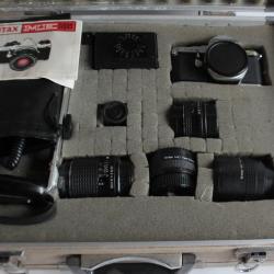 Appareil photo Pentax ME Super valise rangement et accessoires