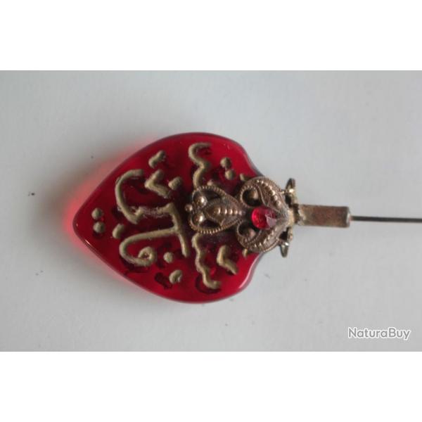 pingle  chapeau verre grav rouge or Oriental