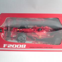 Voiture F1 radiocommandé XQ Ferrari F2008 1/18