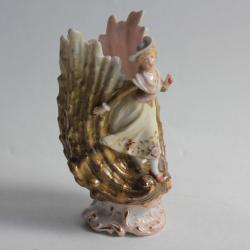 Vase Coquillage et femme porcelaine Rudolstadt-Volkstedt Allemagne