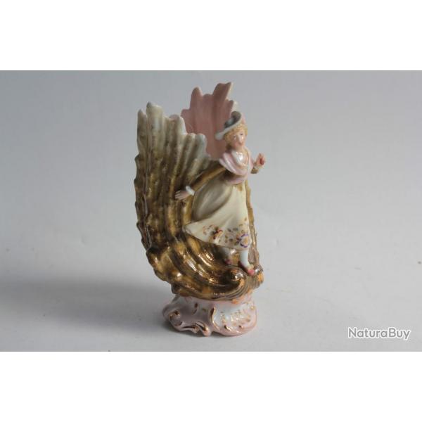 Vase Coquillage et femme porcelaine Rudolstadt-Volkstedt Allemagne