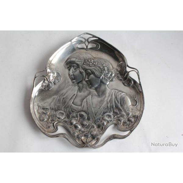 Plat mtal argent WMF Femmes Art Nouveau