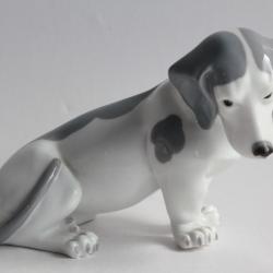Chien Teckel porcelaine Metzler & Ortloff Ilmenau Allemagne