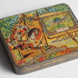 Boîte à Cigarettes tôle Queen Nestor Gianaclis