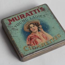 Boîte à Cigarettes tôle Muratti's Young Ladies