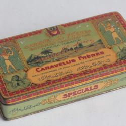 Boîte à Cigarettes tôle Caravellis Frères egyptian cigarettes Specials