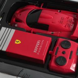 FERRARI Passion Voiture télécommandée F50 GT + Eau de toilette 100 ml