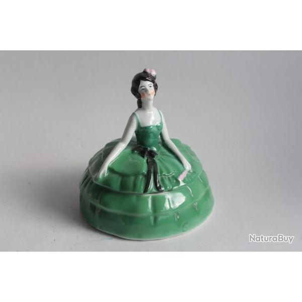 Boite  poudre porcelaine Femme Allemagne