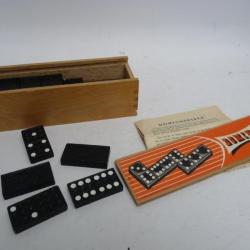 Jeu de dominos décor de dragon domino