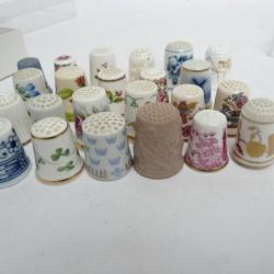 Collection de 23 dés à coudre porcelaine couture broderie