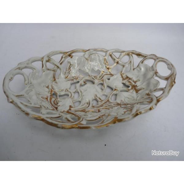 Corbeille porcelaine Vieux Paris XIXe sicle