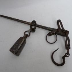 Ancienne balance romaine Art populaire