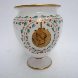 Vase opaline Napoléon III antiquités