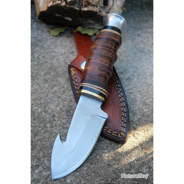 Couteau de Chasse Skinner Lame Fixe Guthook Carbone 1055 Manche Cuir Etui Cuir Fabric artisanale