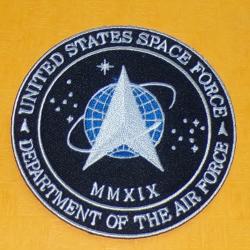 TISSU PATCH : UNITED STATES SPACE FORCE  , DIAMETRE 9 CM , BON ETAT VOIR PHOTO . POUR TOUT RENSEIGNE