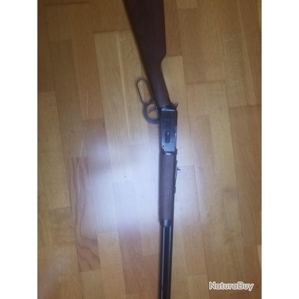 Carabine winchester model 1894 miroku calibre 30 30 tat neuve.